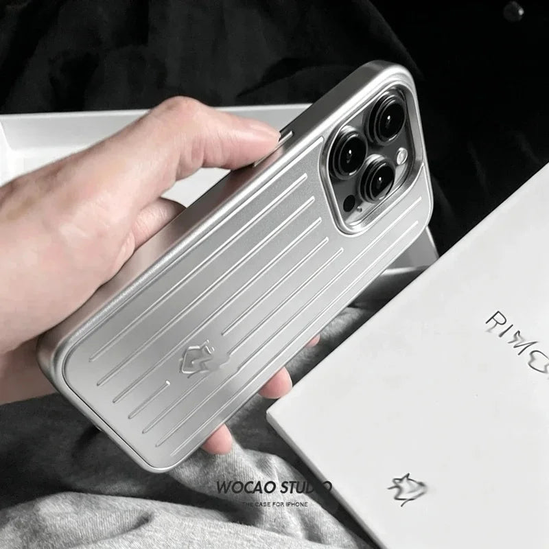 Phone Case For iPhone 14 15 16 17 Pro Max Aluminum Alloy Protective Cover Shockproof Luxury 3D Grooved Stripe Business Coque