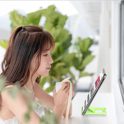 Universal Mobile Phone Desk Stand for iPhone Xiaomi Adjustable Mobile Phone Stand Foldable Phone Holder For Office