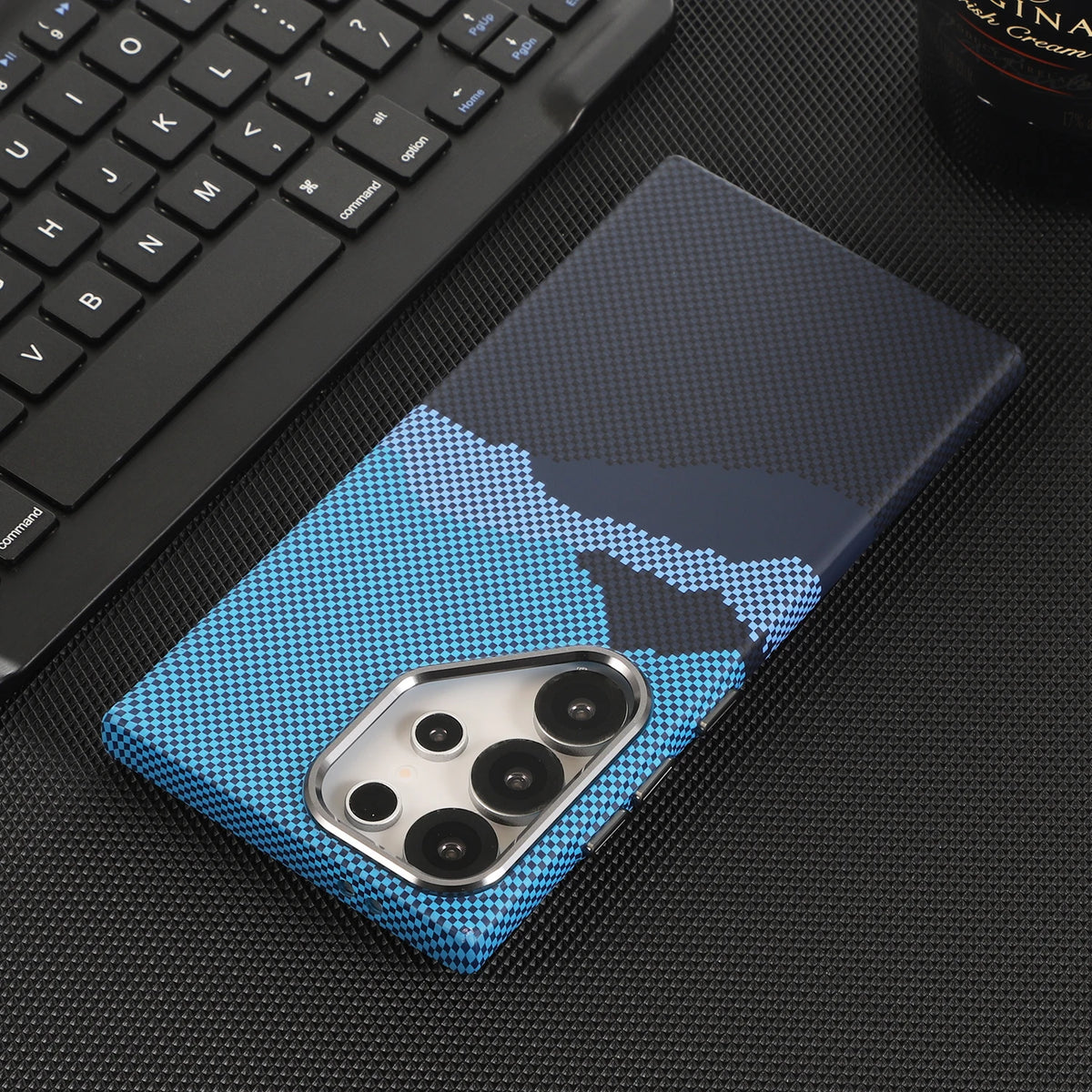Luxury Kevlar Aramid Fiber Case For Samsung Galaxy S22 S23 S24 S25 S26 Ultra Plus Magnetic Carbon Fiber Phone Cover For S26 Plus
