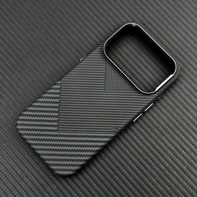 Carbon Fiber Texture Magnetic Case For iphone 17 18Pro Max 16 18 Pro 15 14 13 Ultrathin Alloy Lens Wireless Charge Hard Cover