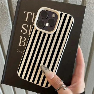 Colorful Striped Minimalist INS Couple Phone Case For iPhone 18 17 16 11 13 12 14 15 Pro Max X XR 7 8 Plus 16E 16 17 Pro Cover