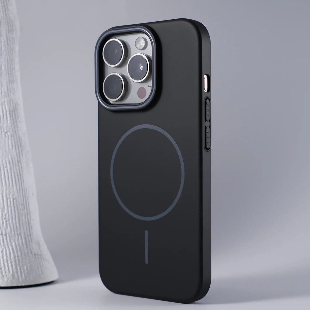 Luxury Original Hard PC For Magsafe Case for iPhone 17 Air 16 15 14 Plus 13 12 Mini 11 Pro Max Shockproof Matte Magnetic Cover