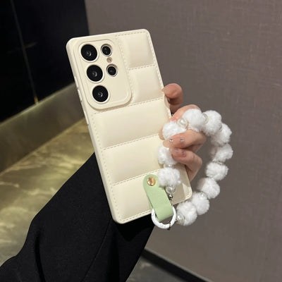 Luxury Down Jacket Pearl Bracelet Case for Samsung Galaxy S26 S25 Ultra S23 S24 Plus S21 S22 FE A56 A55 A16 Plush Lanyard Cover